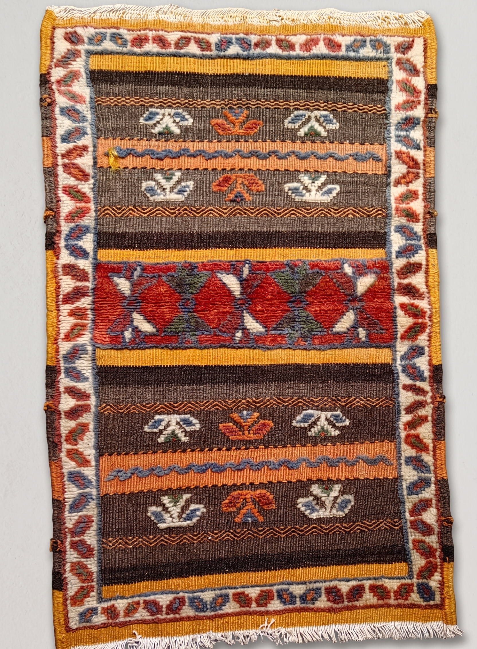 Tapis handmade Kilim Berber vue principale